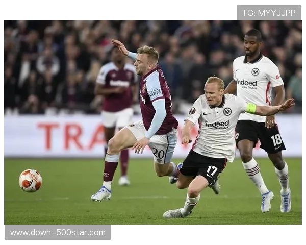 图片报称法兰克福队医因私治对手球员被开除